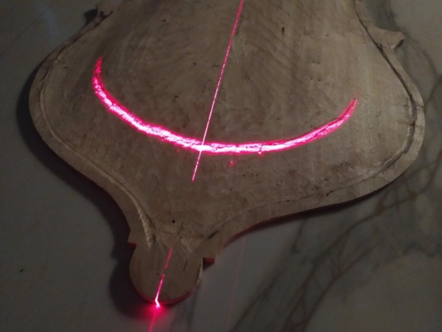 Tracciatura delle curve isolivello con laser